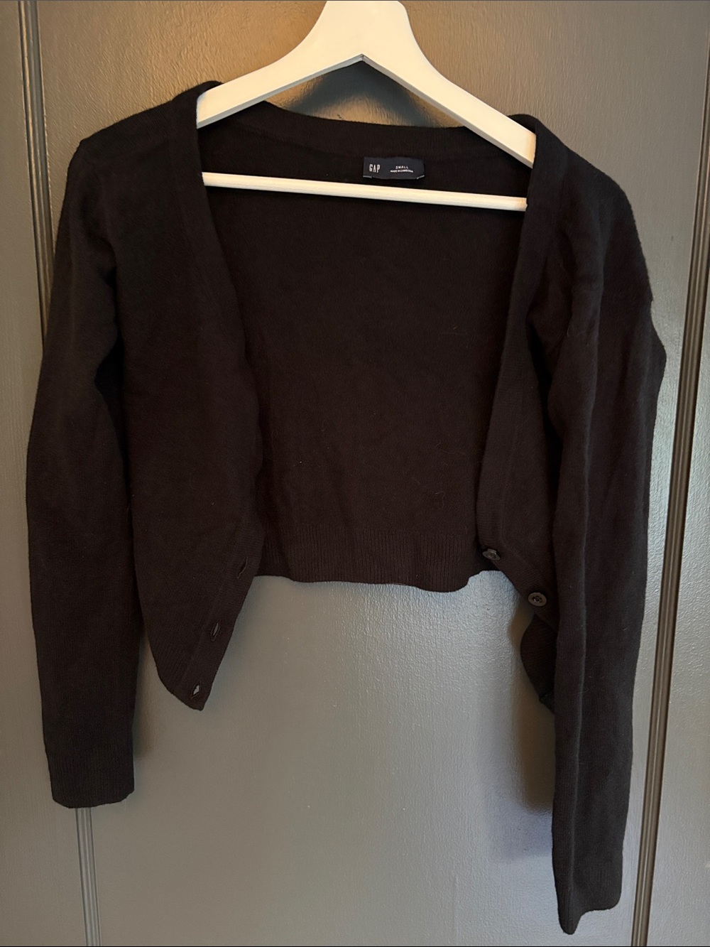GAP Women's Black Cropped Open-Front Cardigan